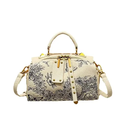 METRO SIGNATURE WOMEN'S HANDBAG